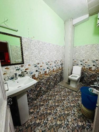 Отель Solan Regency Экстерьер фото